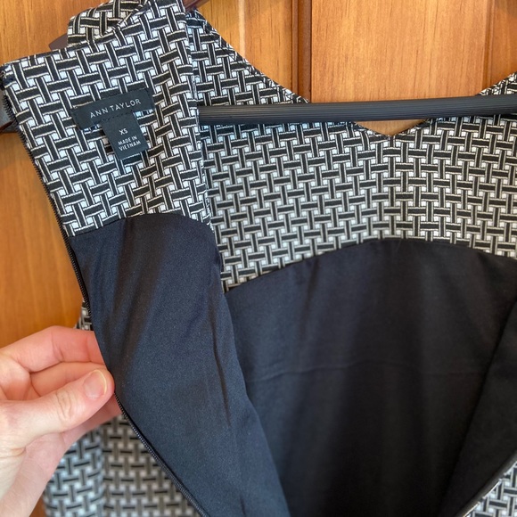 Ann Taylor Black Patterned Dress - Picture 4 of 6